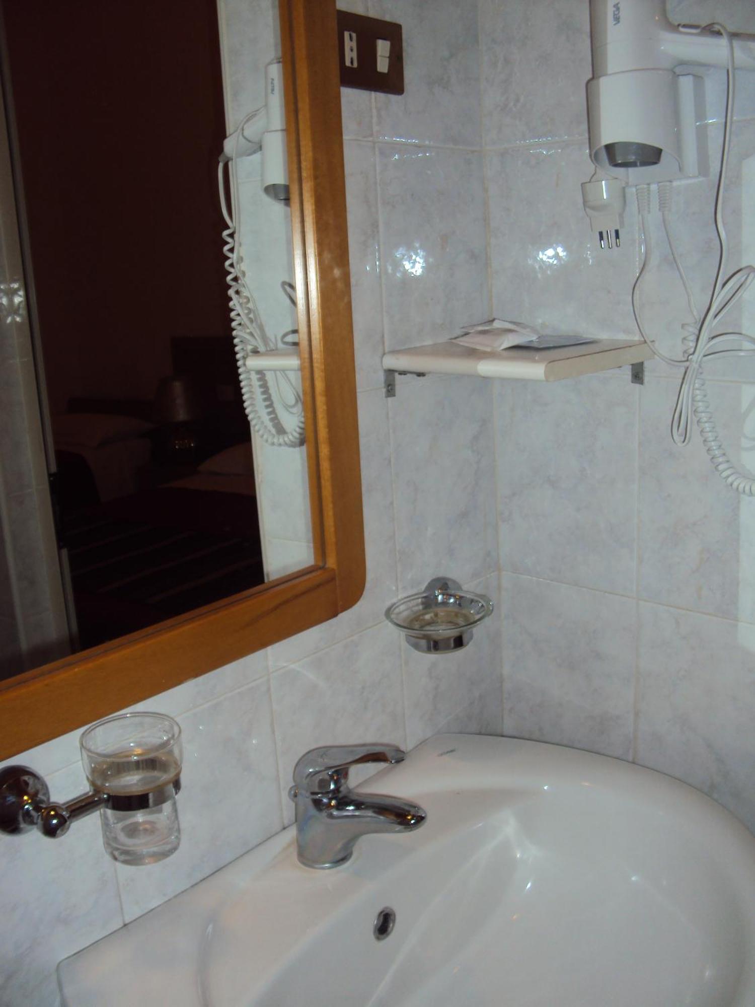 Hotel Mirage Mesyna Zewnętrze zdjęcie