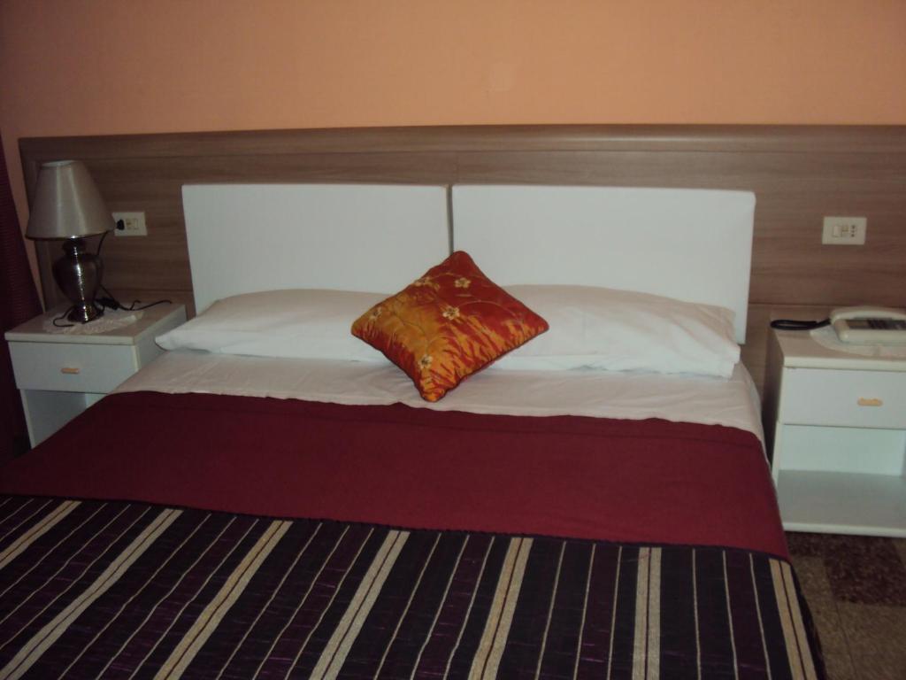 Hotel Mirage Mesyna Zewnętrze zdjęcie